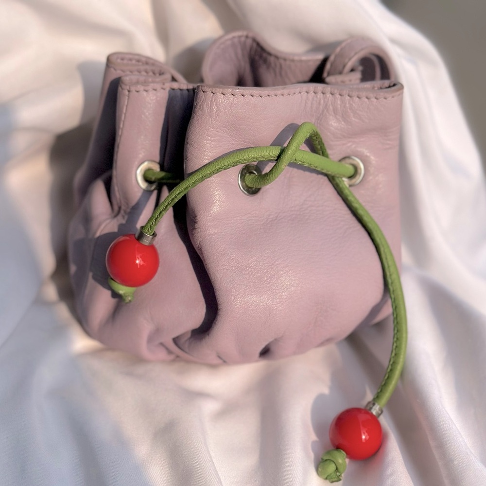 Authentic Moschino 🍒 Cherry 90s wristlet bag
